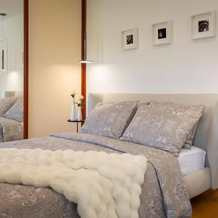 Luxury Luft Center Apartment *