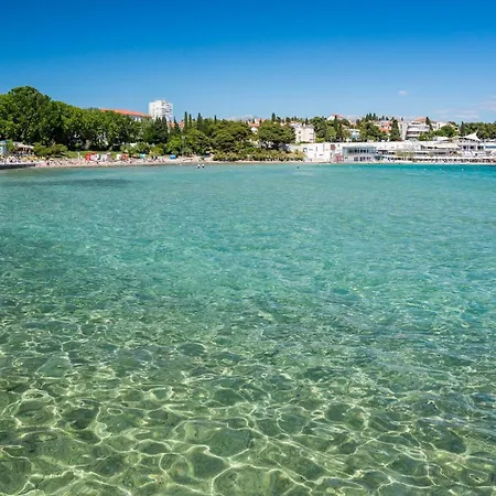 Luxury Luft Center Split