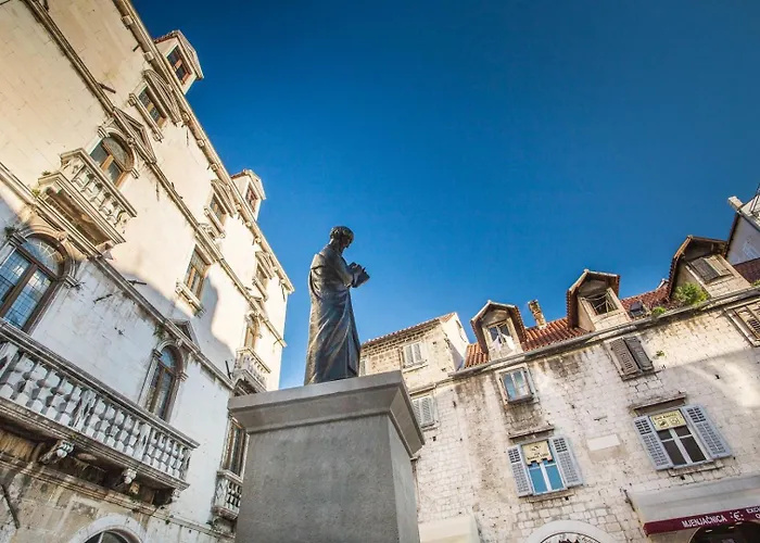 아파트 Luxury Luft Center *